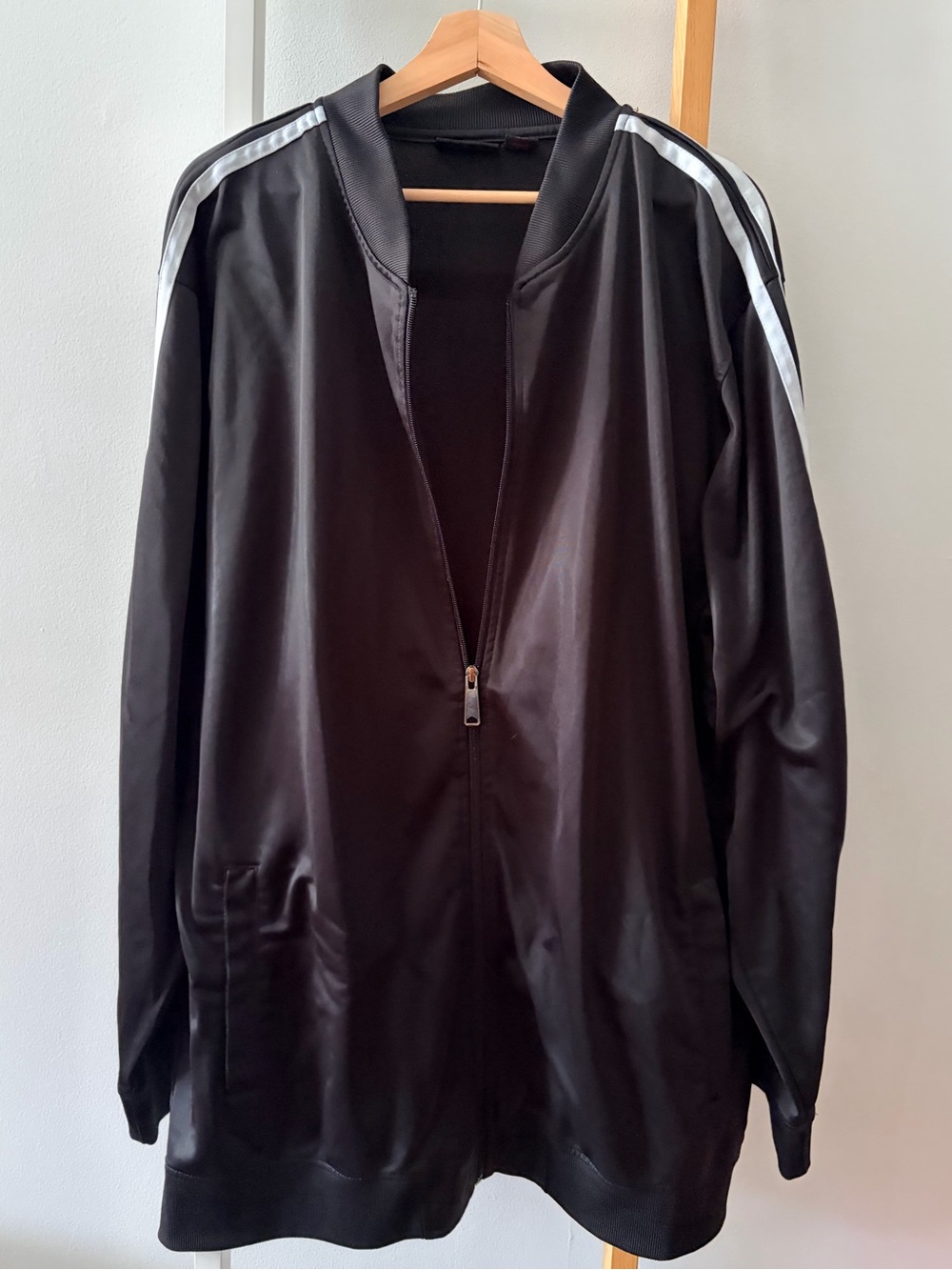 Men's Linea‎ Uomo Track Jacket with White Shoulder Stripes